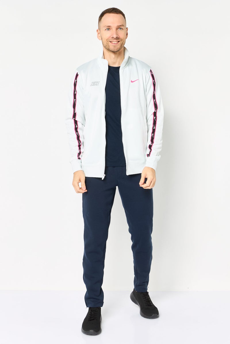 Nike Men Sportswear Fit Long Sleeve Outdoor Jacket, White - Image 2
